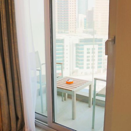 Casa Royale Vacation Home - Dubai Marina Exterior foto